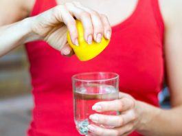 Лимонный напиток поможет в борьбе с этими 11 проблемами со здоровьем
